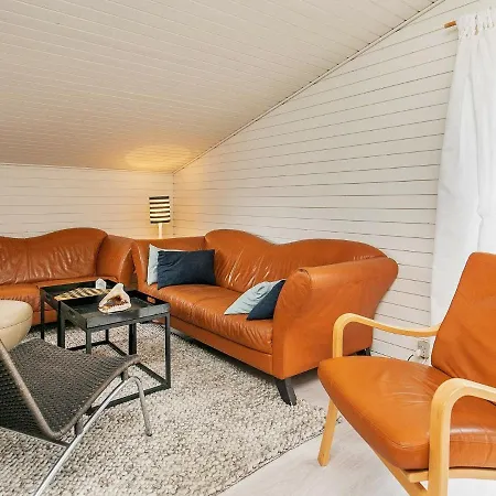 Holiday Xiv Holiday home Bogense